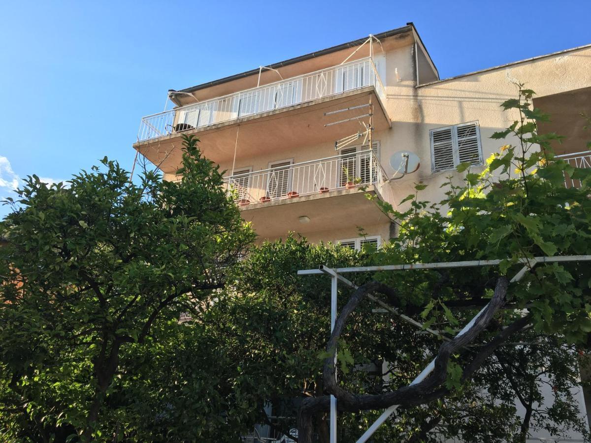Hilda Vela Apartment Podgora Exterior photo